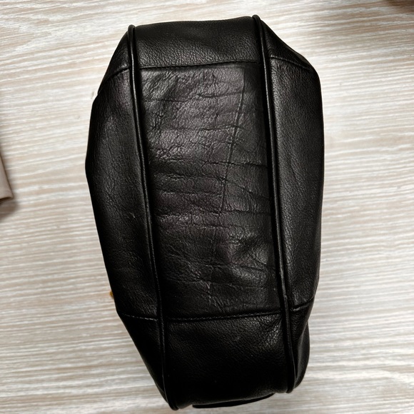 Rare Vintage Juicy Couture Leather pouch bag with gold chain hardware - Picture 7 of 14